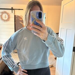 Adidas Women's Light Blue Crewneck Sweatshirt EUC